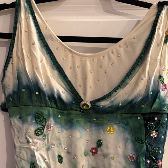 Embellished Green and White Sleeveless Figure Skating Dress - Picture 2 of 9